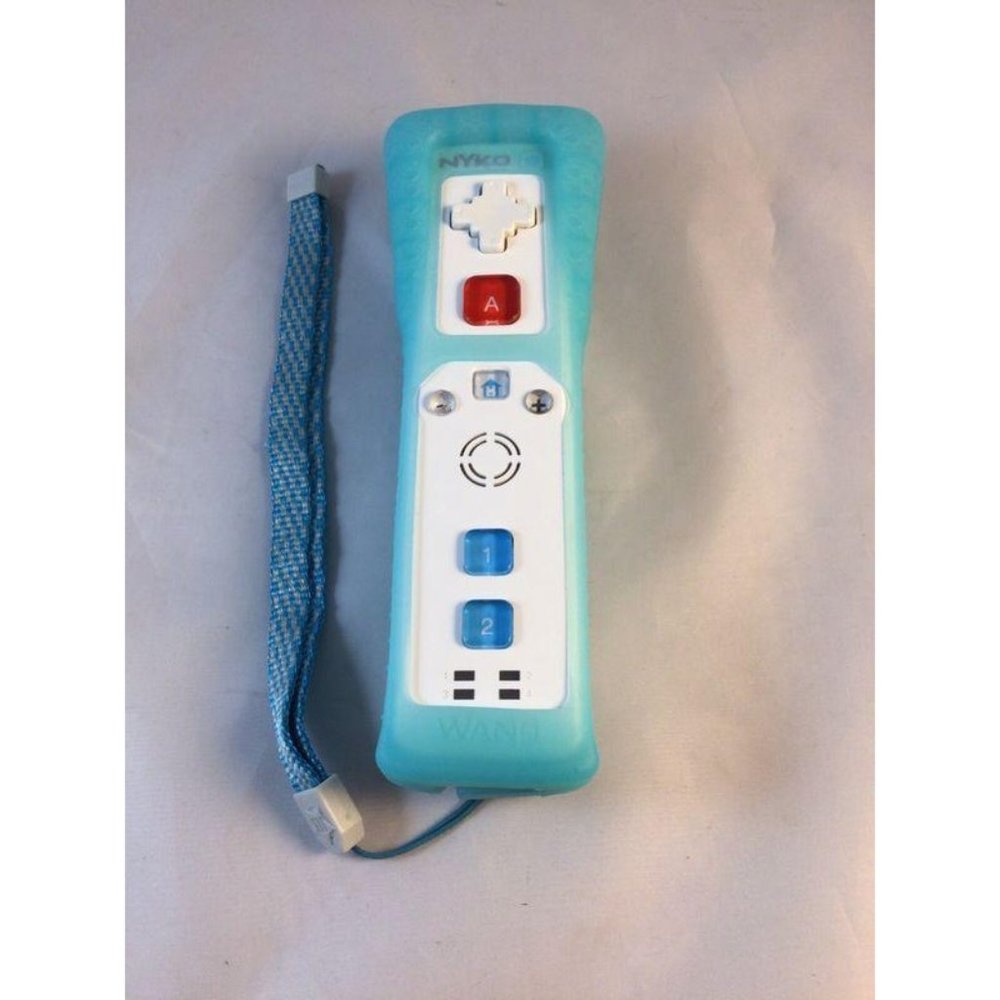 Nintendo Wii Remote Controller White With Nyko Wan